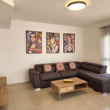 Melony Apartments Al Hyam Eilat Luaran gambar