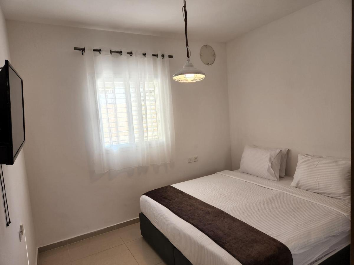 Melony Apartments Al Hyam Eilat Luaran gambar