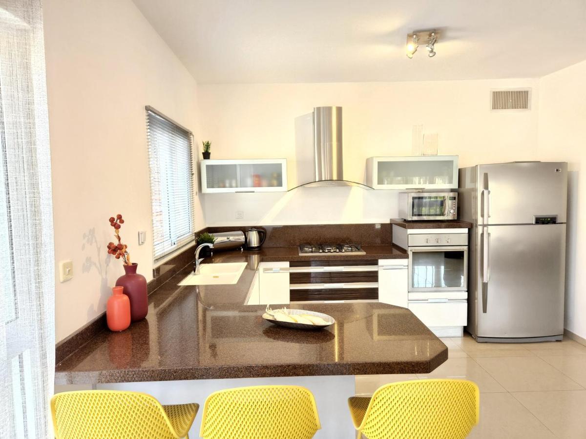 Melony Apartments Al Hyam Eilat Luaran gambar