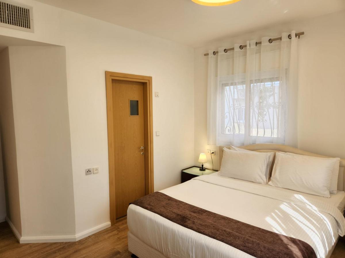 Melony Apartments Al Hyam Eilat Luaran gambar