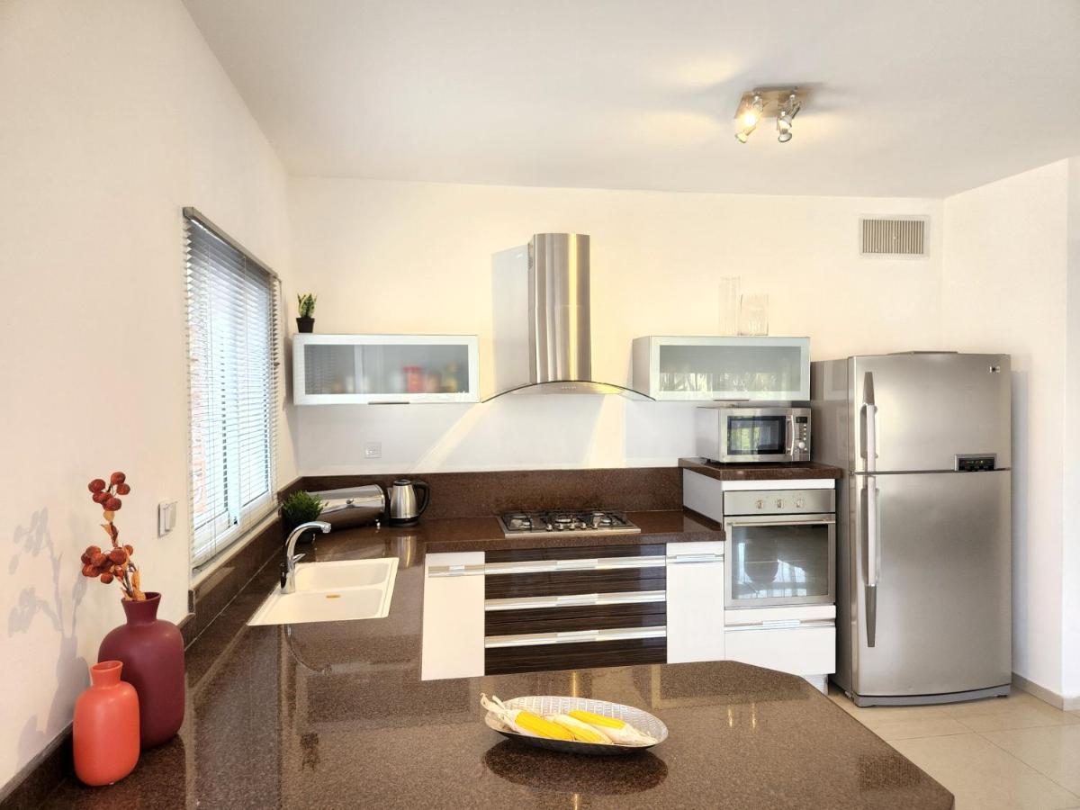Melony Apartments Al Hyam Eilat Luaran gambar